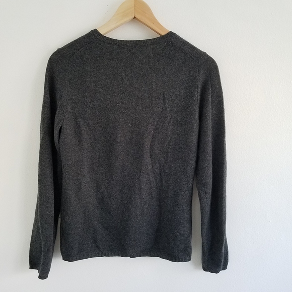 Bundle of 2 100% Cashmere Gray Sweater S/M - Picture 3 of 7